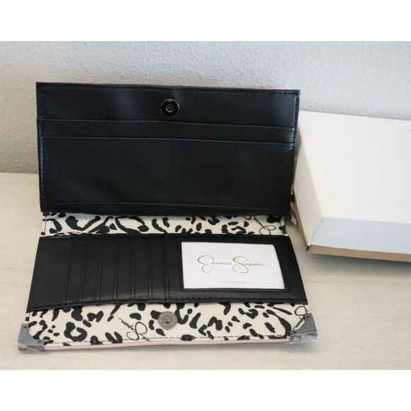 Jessica Simpson 13JSAMDJS Women's Powder Blush Pink Frankie Zip Around Wallet - Picture 7 of 8